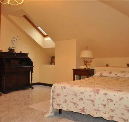 Duplex Centrico En Con Acceso A Relax. *